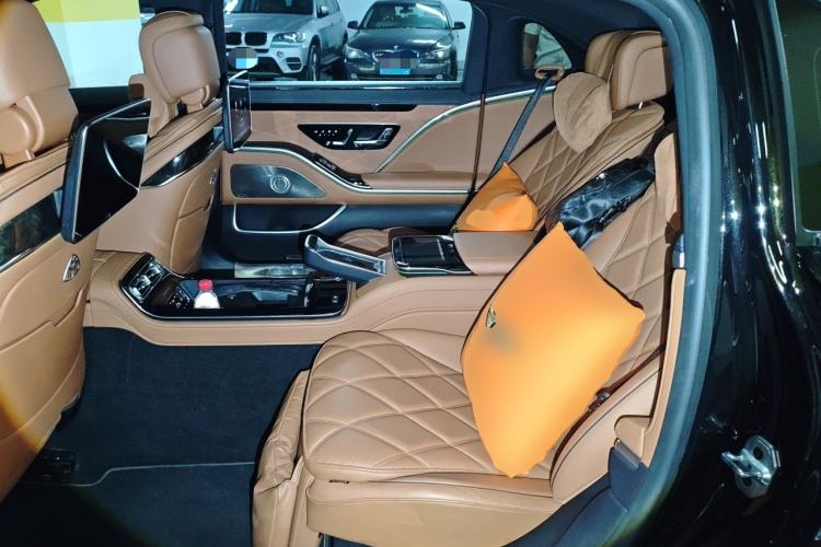 Used Mercedes-Benz Maybach S-Class 2023 S 480 4MATIC Left Rear Seat