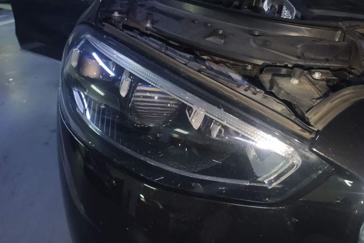 Used Mercedes-Benz Maybach S-Class 2023 S 480 4MATIC Right Front Headlight