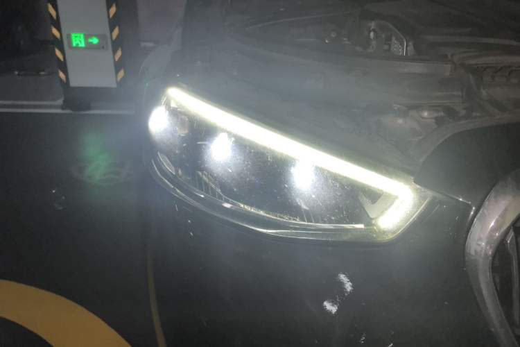 Used Mercedes-Benz Maybach S-Class 2023 S 480 4MATIC Right Front Headlight