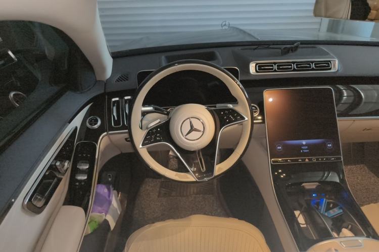 Used Mercedes-Benz Maybach S-Class 2023 S 480 4MATIC Steering Wheel