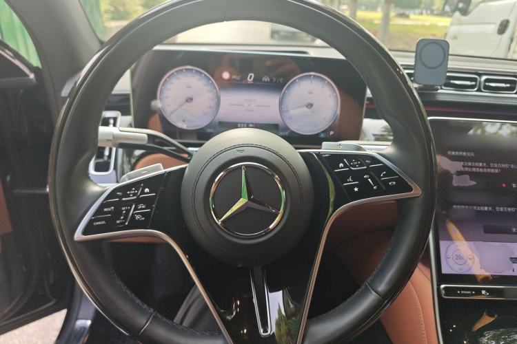Used Mercedes-Benz Maybach S-Class 2023 S 480 4MATIC Steering Wheel