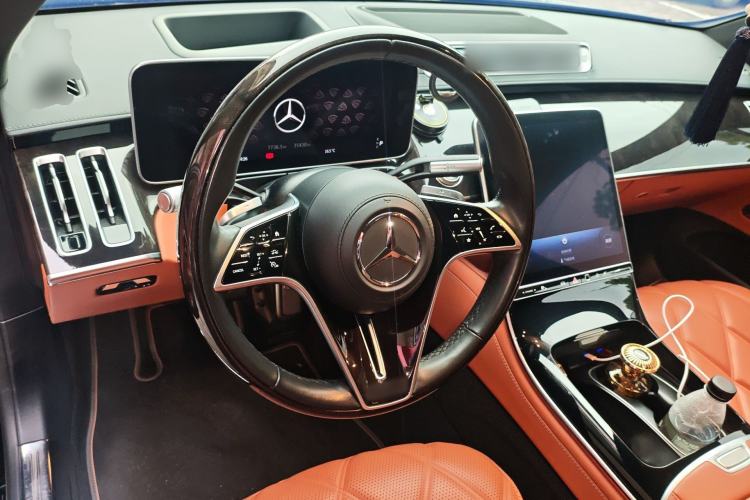 Used Mercedes-Benz Maybach S-Class 2023 S 480 4MATIC Steering Wheel