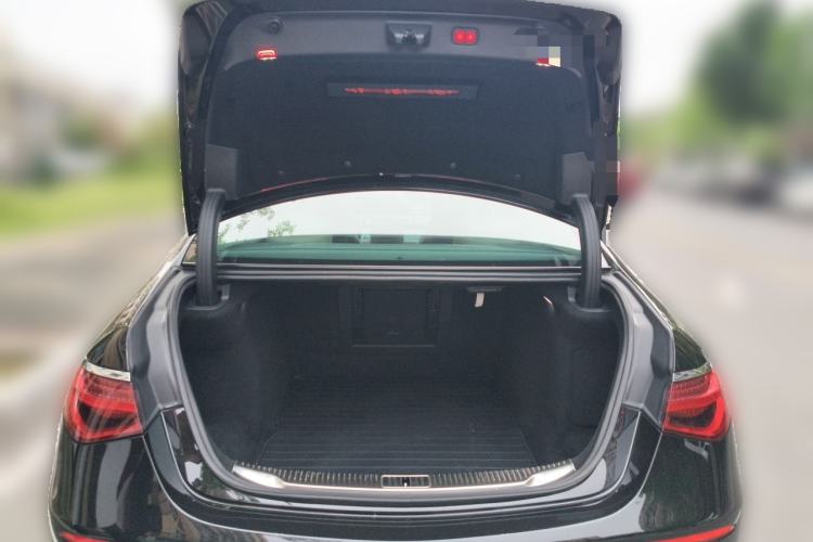Used Mercedes-Benz Maybach S-Class 2023 S 480 4MATIC Trunk