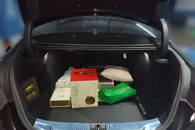 Used Mercedes-Benz Maybach S-Class 2023 S 480 4MATIC Trunk