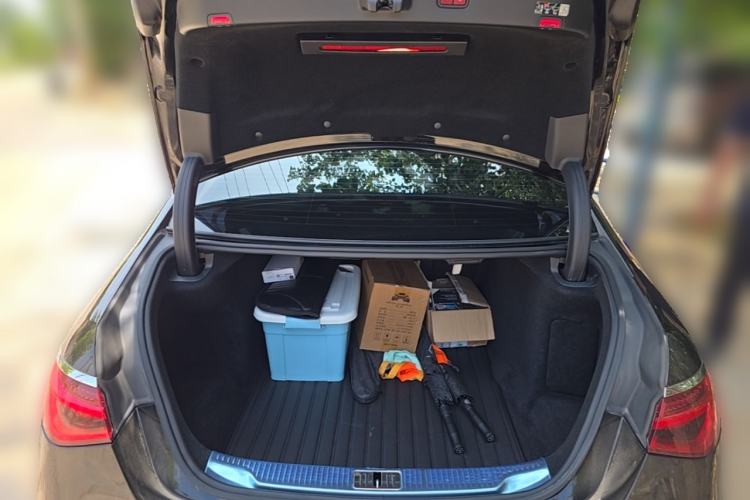 Used Mercedes-Benz Maybach S-Class 2023 S 480 4MATIC Trunk
