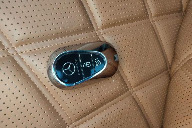 Used Mercedes-Benz Maybach S-Class 2023 S 480 4MATIC Vehicle Key