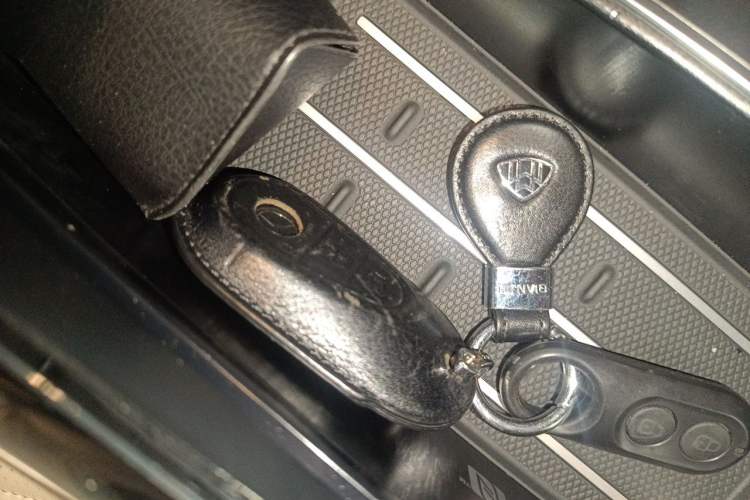 Used Mercedes-Benz Maybach S-Class 2023 S 480 4MATIC Vehicle Key
