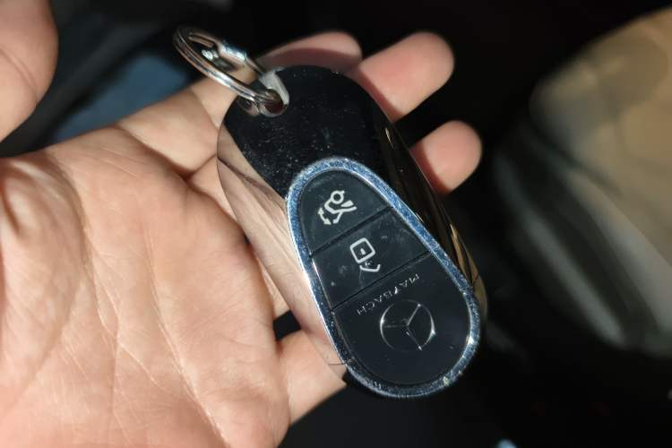 Used Mercedes-Benz Maybach S-Class 2023 S 480 4MATIC Vehicle Key