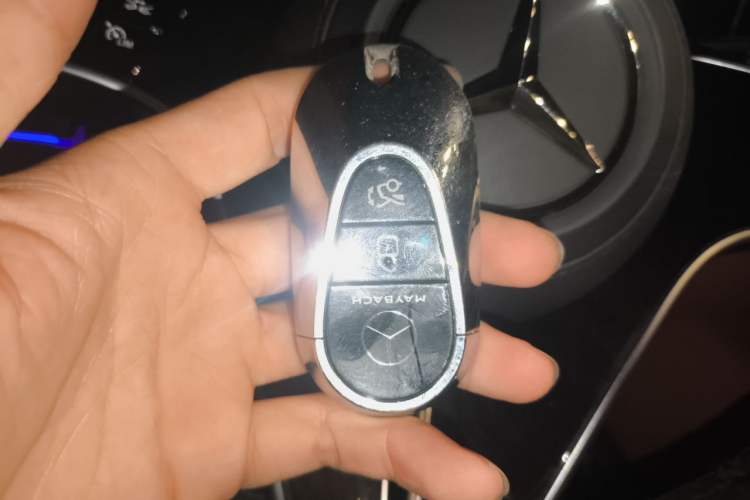 Used Mercedes-Benz Maybach S-Class 2023 S 480 4MATIC Vehicle Key