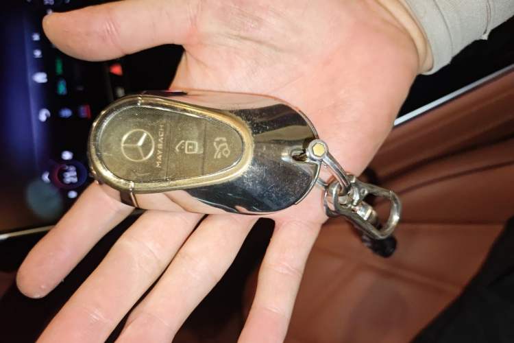 Used Mercedes-Benz Maybach S-Class 2023 S 480 4MATIC Vehicle Key