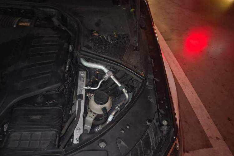 Used Mercedes-Benz Maybach S-Class 2023 S 480 4MATIC Engine Bay Left