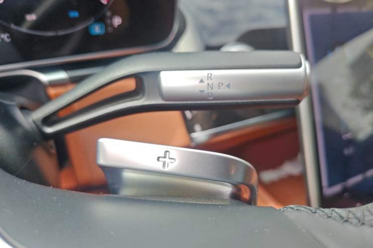 Used Mercedes-Benz Maybach S-Class 2023 S 480 4MATIC Gear Lever