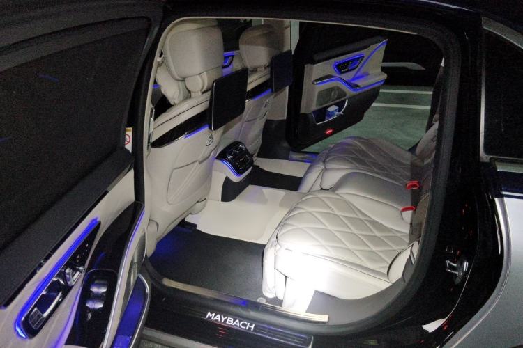Used Mercedes-Benz Maybach S-Class 2023 S 480 4MATIC Left Rear Seat