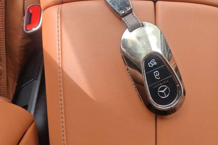 Used Mercedes-Benz Maybach S-Class 2023 S 480 4MATIC Vehicle Key