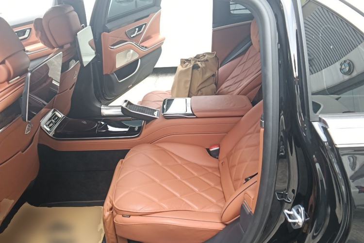 Used Mercedes-Benz Maybach S-Class 2023 S 480 4MATIC Left Rear Seat