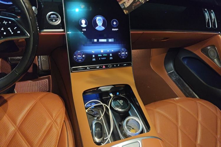 Used Mercedes-Benz Maybach S-Class 2024 S 480 4MATIC Audio And AC Panel
