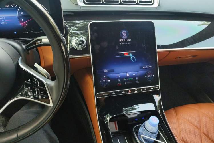 Used Mercedes-Benz Maybach S-Class 2024 Refresh S 480 4MATIC Audio And AC Panel