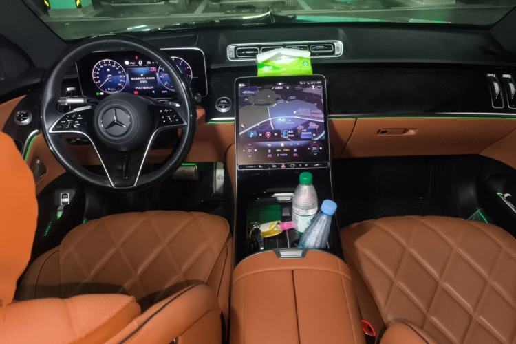 Used Mercedes-Benz Maybach S-Class 2024 Refresh S 480 4MATIC Center Console