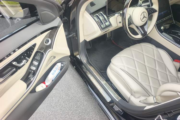 Used Mercedes-Benz Maybach S-Class 2024 Refresh S 480 4MATIC Driver Seat