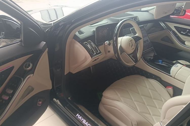 Used Mercedes-Benz Maybach S-Class 2024 S 480 4MATIC Driver Seat