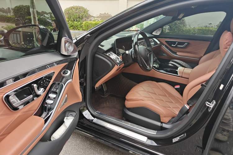 Used Mercedes-Benz Maybach S-Class 2024 Refresh S 480 4MATIC Driver Seat