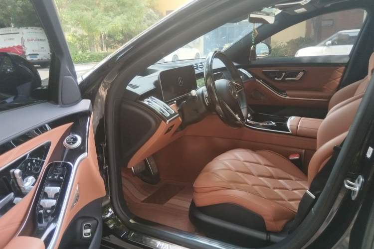 Used Mercedes-Benz Maybach S-Class 2024 S 480 4MATIC Driver Seat