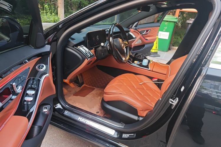 Used Mercedes-Benz Maybach S-Class 2024 S 480 4MATIC Driver Seat