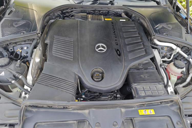 Used Mercedes-Benz Maybach S-Class 2024 S 480 4MATIC Engine Bay