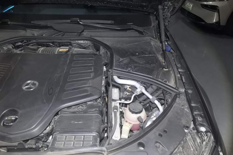 Used Mercedes-Benz Maybach S-Class 2024 S 480 4MATIC Engine Bay Left