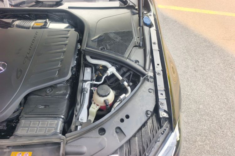 Used Mercedes-Benz Maybach S-Class 2024 Refresh S 480 4MATIC Engine Bay Left