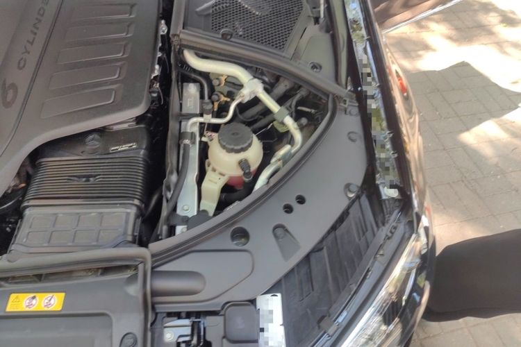 Used Mercedes-Benz Maybach S-Class 2024 Refresh S 480 4MATIC Engine Bay Left