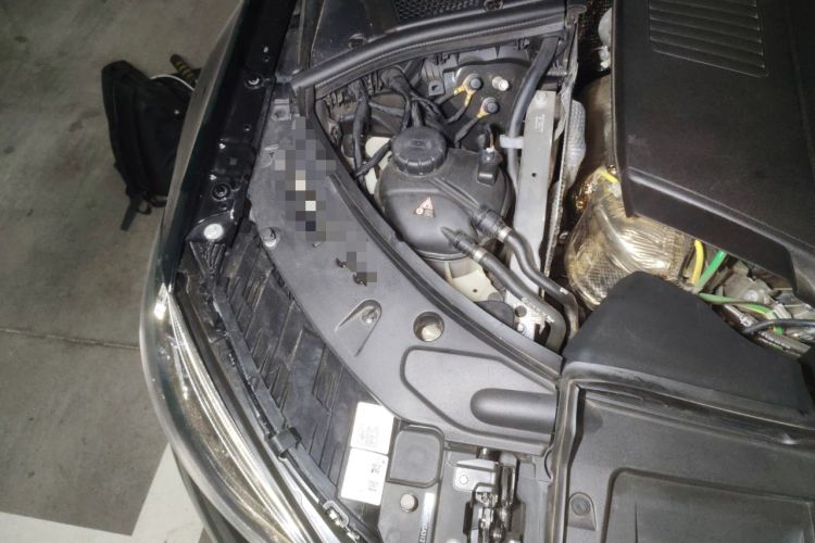 Used Mercedes-Benz Maybach S-Class 2024 Refresh S 480 4MATIC Engine Bay Right