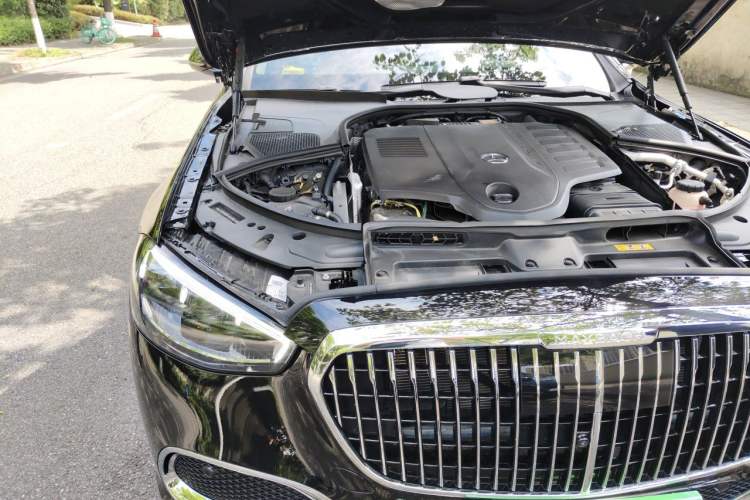Used Mercedes-Benz Maybach S-Class 2024 Refresh S 480 4MATIC Engine Bay Right