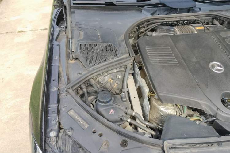 Used Mercedes-Benz Maybach S-Class 2024 S 480 4MATIC Engine Bay Right