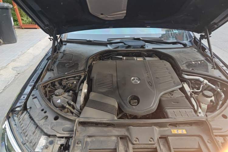 Used Mercedes-Benz Maybach S-Class 2024 S 480 4MATIC Engine Bay Right