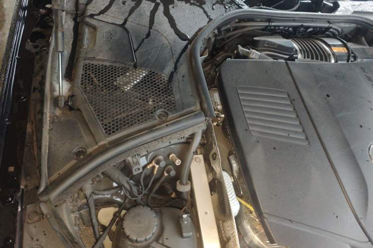 Used Mercedes-Benz Maybach S-Class 2024 Refresh S 480 4MATIC Engine Bay Right