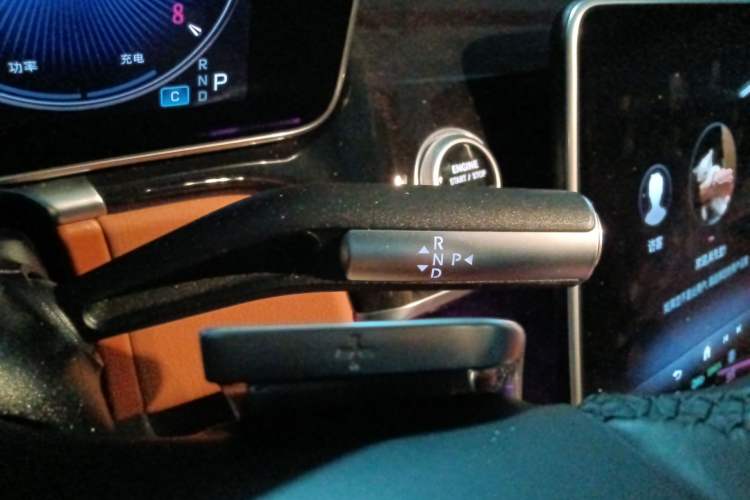 Used Mercedes-Benz Maybach S-Class 2024 Refresh S 480 4MATIC Gear Lever