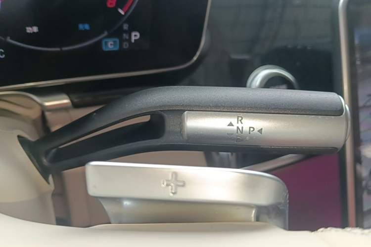 Used Mercedes-Benz Maybach S-Class 2024 S 480 4MATIC Gear Lever