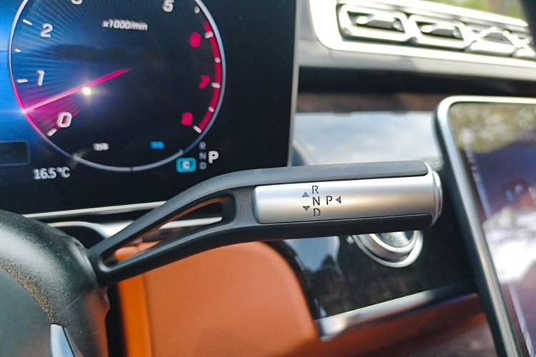 Used Mercedes-Benz Maybach S-Class 2024 Refresh S 480 4MATIC Gear Lever