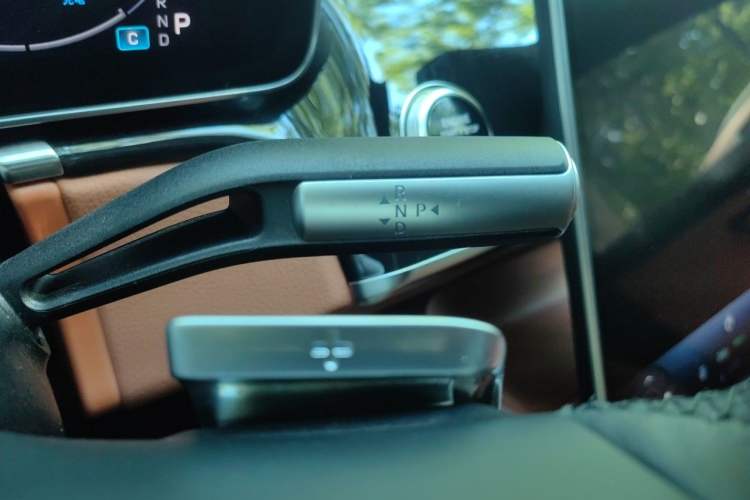 Used Mercedes-Benz Maybach S-Class 2024 Refresh S 480 4MATIC Gear Lever