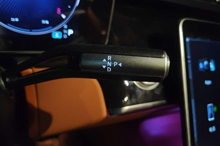 Used Mercedes-Benz Maybach S-Class 2024 S 480 4MATIC Gear Lever
