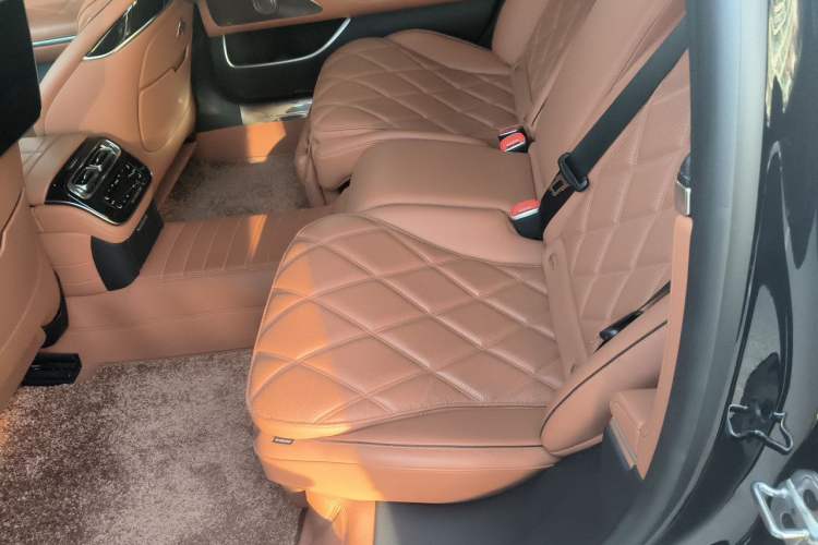 Used Mercedes-Benz Maybach S-Class 2024 Refresh S 480 4MATIC Left Rear Seat