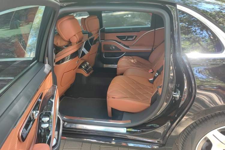 Used Mercedes-Benz Maybach S-Class 2024 Refresh S 480 4MATIC Left Rear Seat