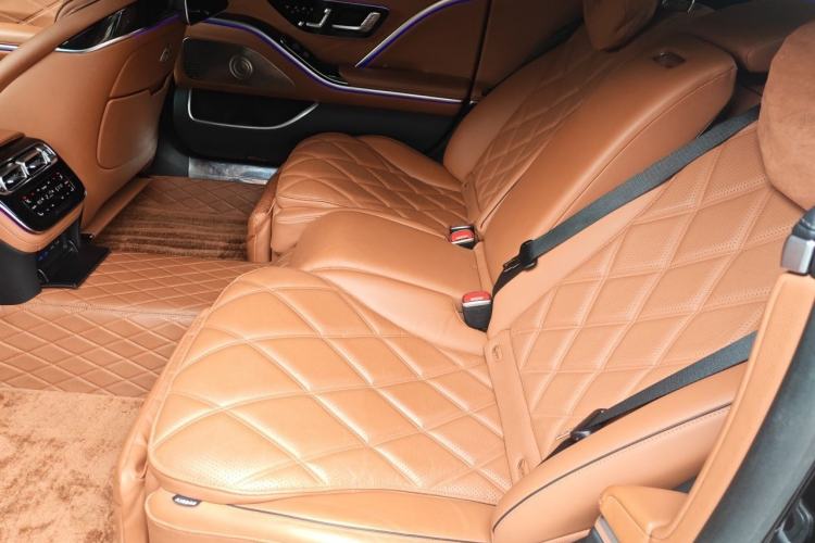 Used Mercedes-Benz Maybach S-Class 2024 S 480 4MATIC Left Rear Seat