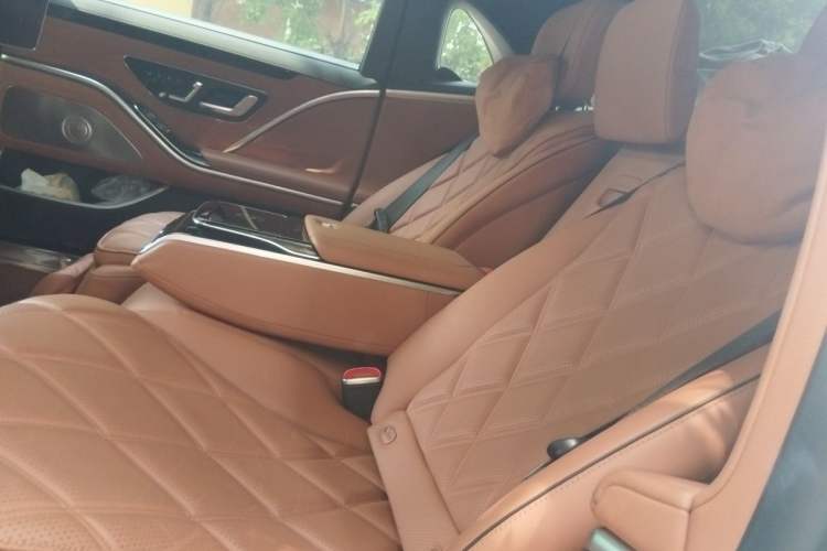 Used Mercedes-Benz Maybach S-Class 2024 S 480 4MATIC Left Rear Seat