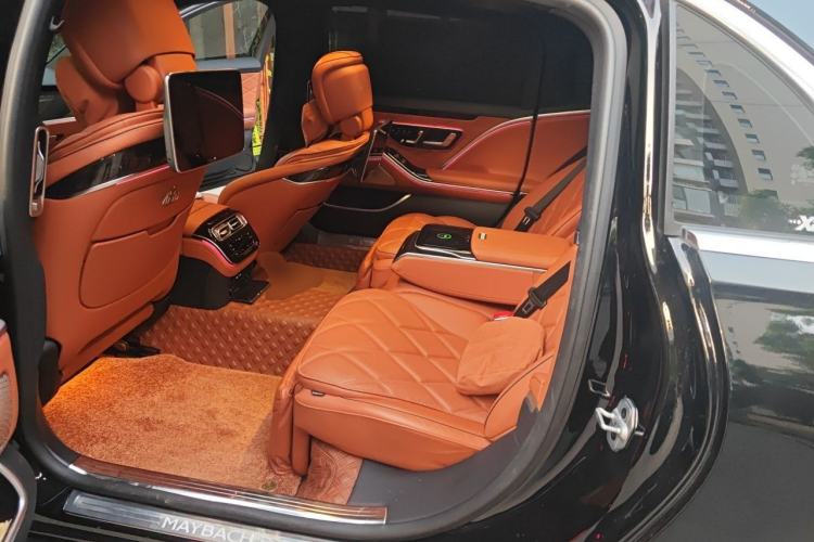 Used Mercedes-Benz Maybach S-Class 2024 S 480 4MATIC Left Rear Seat