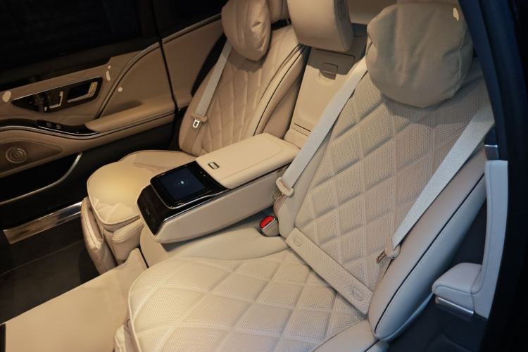 Used Mercedes-Benz Maybach S-Class 2024 S 480 4MATIC Left Rear Seat