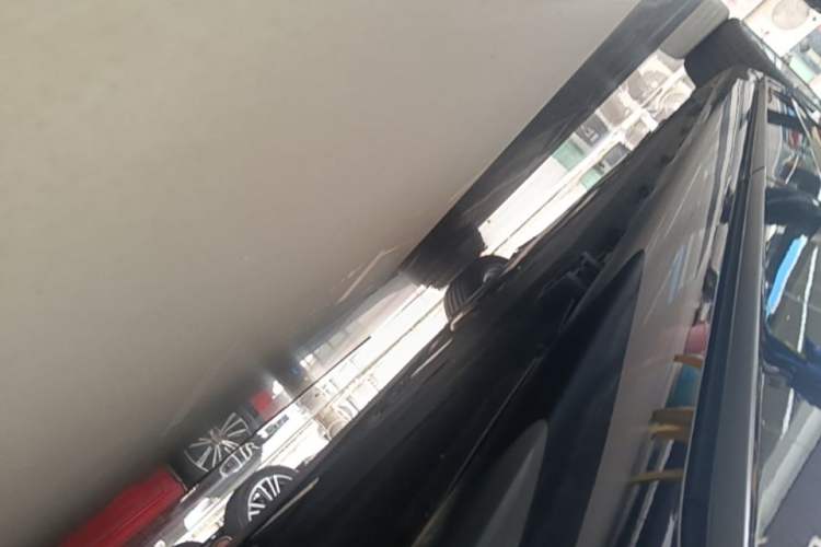 Used Mercedes-Benz Maybach S-Class 2024 S 480 4MATIC Left Side Sill