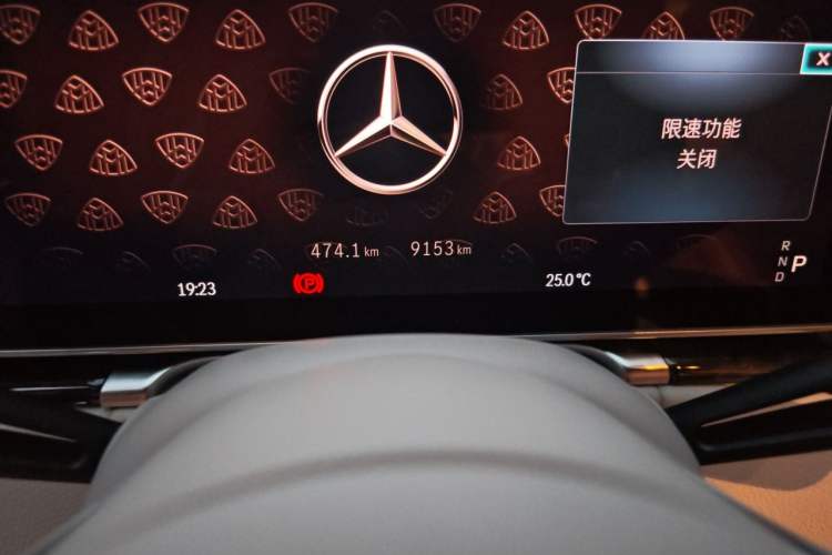 Used Mercedes-Benz Maybach S-Class 2024 S 480 4MATIC Odometer Close Up