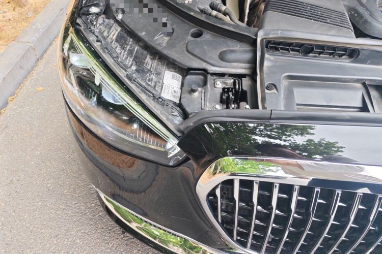 Used Mercedes-Benz Maybach S-Class 2024 S 480 4MATIC Right Front Headlight